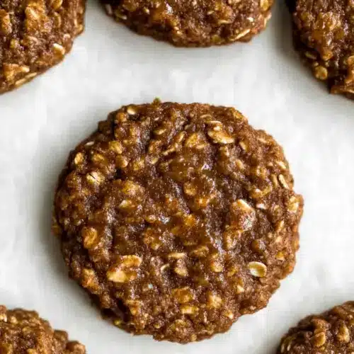 Gingerbread Oatmeal Breakfast Cookies